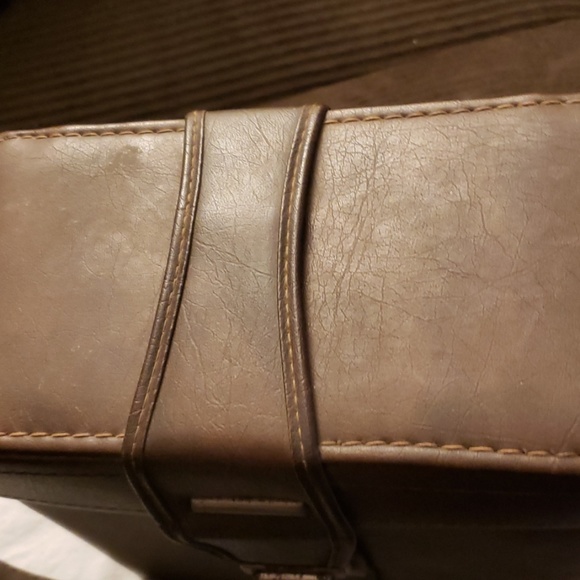 Leather Vintage Camera Tote - Picture 5 of 8